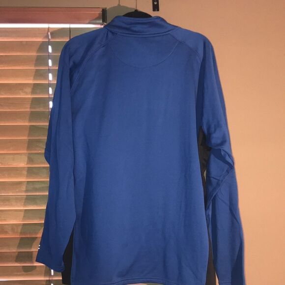 Champion half zip - men size XL - Picture 2 of 5